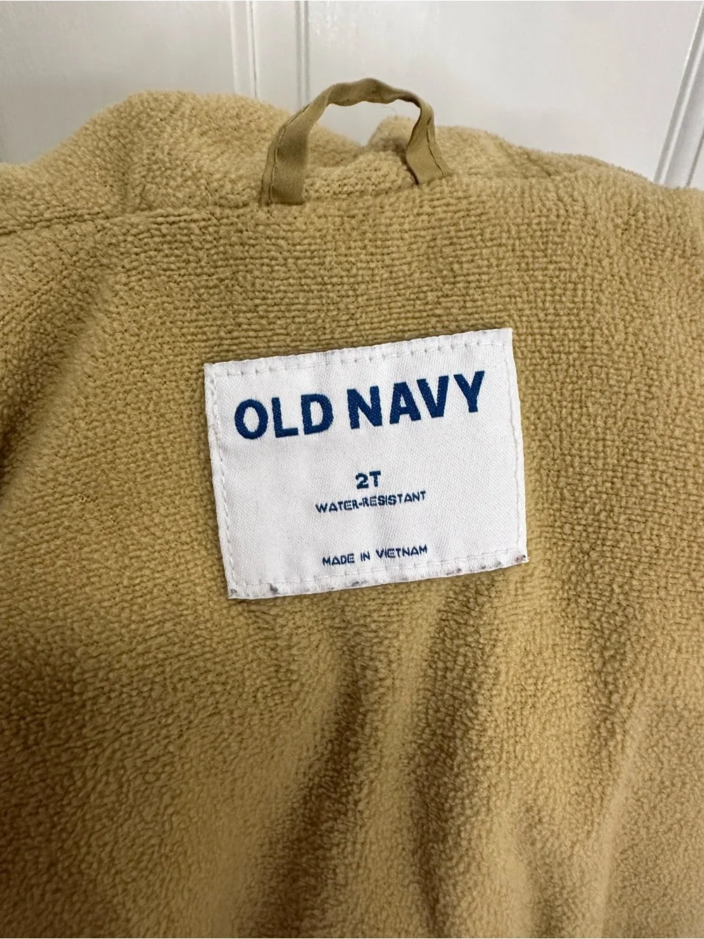 Old Navy Puffer Jacket in Woodwork Toddler Size 2T Hooded Water Resistant Tan